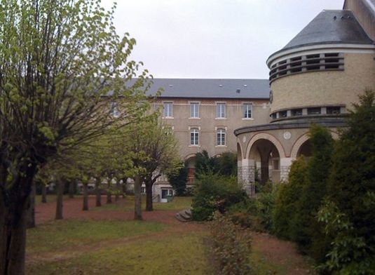 Vue programme côté cour