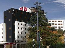 Programme neuf à Caluire-et-Cuire "Les portes de Saint Clair"